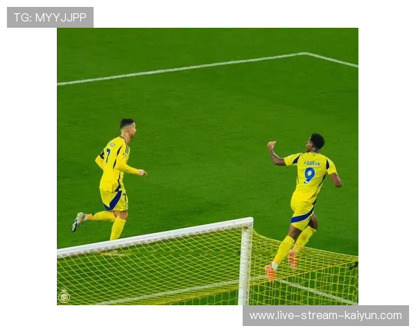 40岁C罗宝刀未老，率利雅得胜利八连胜领跑沙特联。