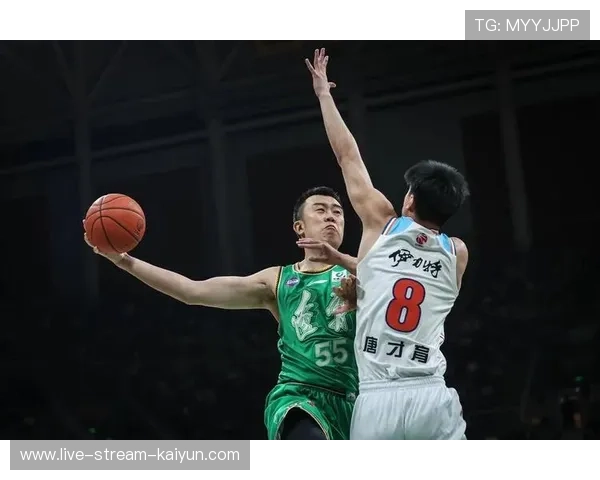 韩德君38岁高龄爆发,诠释老兵不死精神 韩德君38岁高龄爆发,诠释老兵不死精神