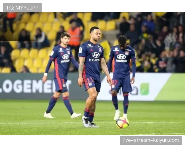 法甲积分榜：里尔绝杀后升至第四，欧冠资格争夺再生变数